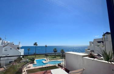 BEACHFRONT Penthouse Luxury - Photo 72