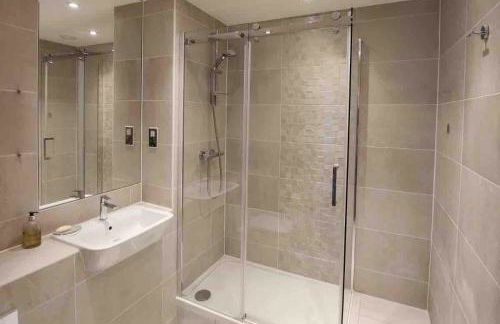 1 Bedroom Flat Near Balham Underground And National Rail Station - Photo 26