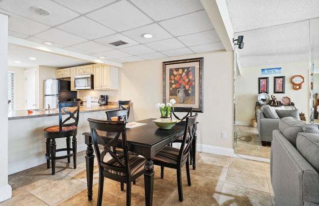 Edgewater Tower 2 Unit 409 - Foto 26