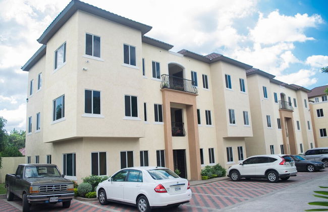 Rochester Modern Chic Apartment - Photo 35