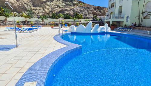 Mona Golf - South Tenerife - Aircon, private parking with heated pool - Photo 5, sunbed