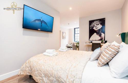 King Size Bed, City Centre, Long Stay Offers, Fast Wifi, Fully Equipped Kitchen, Dedicated Work Place - Foto 21