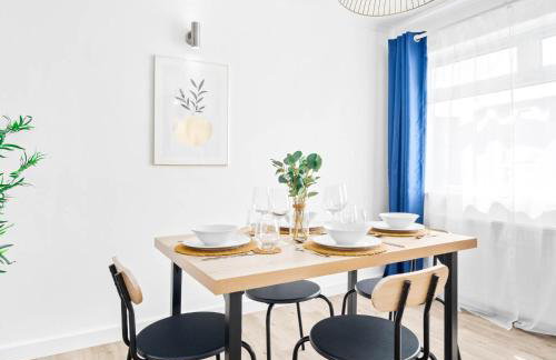 Chic 2 Bedroom Home - King-Size Beds - Garden - Parking 4VC - Foto 3