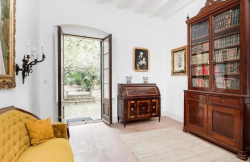 Can Rovira - Stunning Neoclassical Mansion, Just 20 min drive from Barcelona City Center, Ideal for groups and families - Foto 74