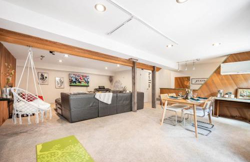 Kirkland Oasis Chic Basement Retreat with Hot Tub - Foto 9