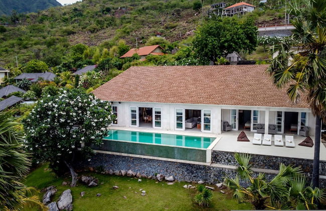 Villa Eden Roc by Alfred in Bali - Luxury Beachfront 3BR Villa With Infinity Pool Amed - Foto 34