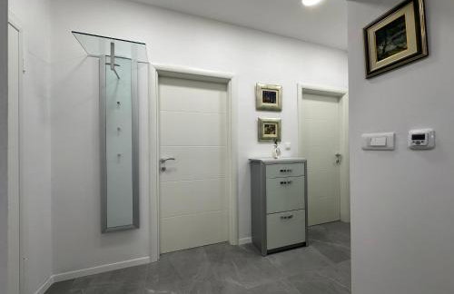 Emily at CITY CENTER - Foto 58