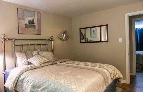 Paradise By The Park - 3 bd and 1 ba Family Getaway - Photo 16