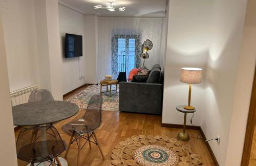 Apartamentos El Escudo Centro - Foto 5