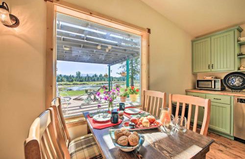 Family Home with Stunning River and Mountain View - Foto 9