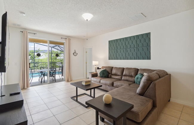 5/3 Pool Home Located in Sunset Ridge Community! - Foto 3