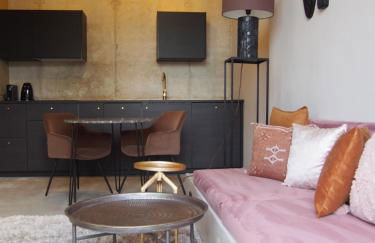 SUITES 9 MALAGA, three unique suites with private plunge pool - Photo 9