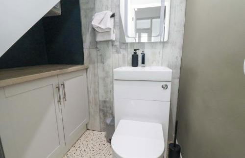 Steam and Stay Hoole - Photo 13