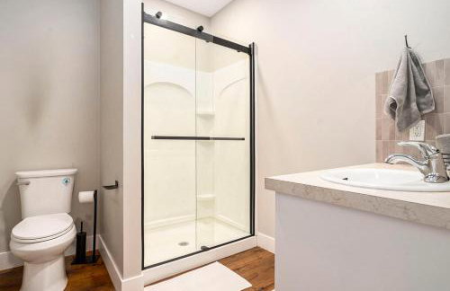 NEW Love Mi Getaway Loft with Deck on Washington Ave 110 - Foto 13