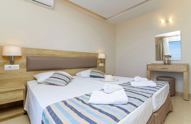 Theo Star Beach Hotel - Photo 14