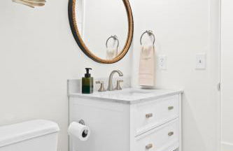 Newly remodeled 8-steps to sand path of Beach! - Foto 15