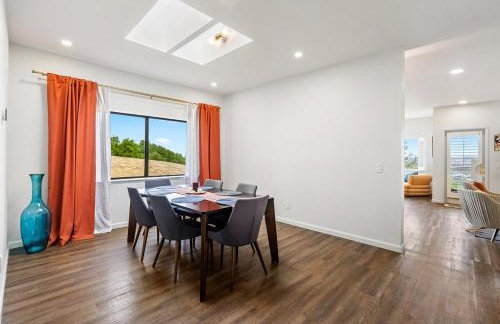 Mid-Mod Hilltop Retreat Views & Local Wildlife - Foto 37