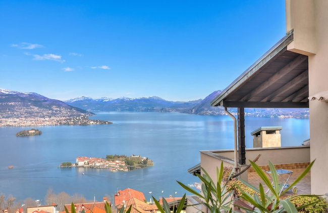 Lake View Terrace Over The Borromean Isla - Happy Rentals - Photo 49