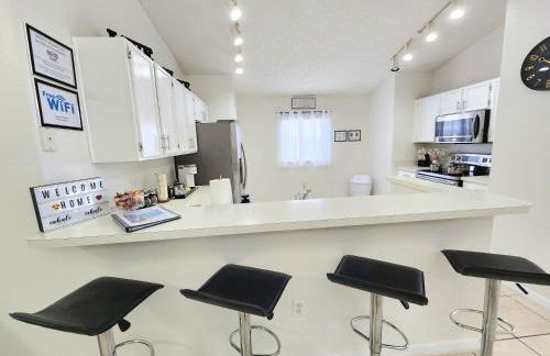 Home Close to Disney Parks/Amazing Private Pool - Photo 27