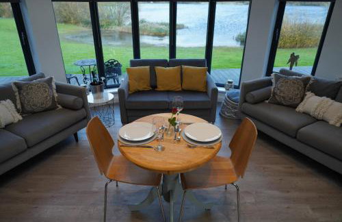 The Angel - Luxury Lakeside Lodge - Foto 5