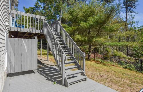 Pond Front Home w Game Room Dog Friendly - Foto 32