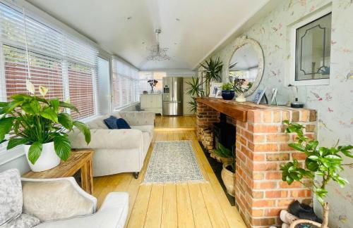 Ivys End Boutique Chic Manor Cottage Elegant & Sophisticated Retreat in Loughborough offering 3bedrooms - Foto 33