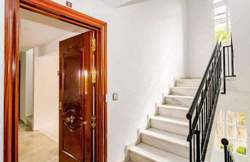 Luxurious apartment close to Puerto Banus - Photo 9