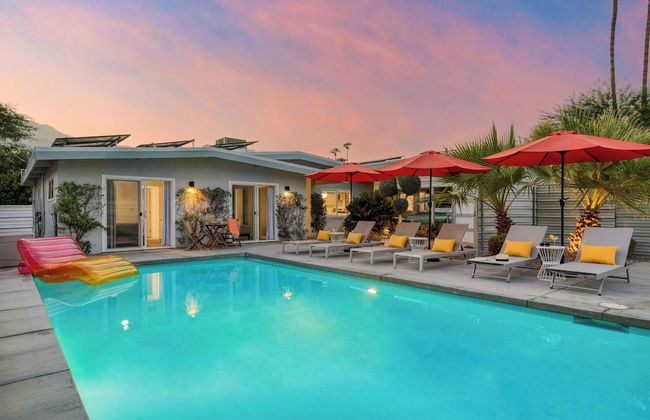 Lloyd by Avantstay Palm Spring Paradise w/ Pool, Large Yard & Table Tennis! Permit#3779 - Foto 16