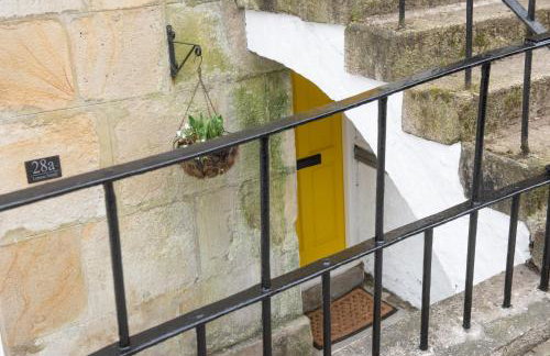 City Centre 1 bed Georgian flat with courtyard - Photo 27