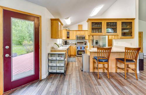 Palmer Escape with Mtn Views Fishing and Hiking! - Foto 8