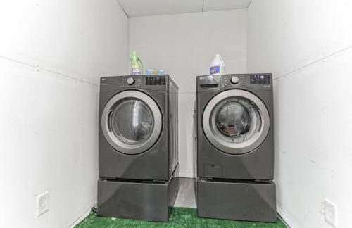 Retro Cumberland 2-Story Hangout near Six Flags - Foto 9