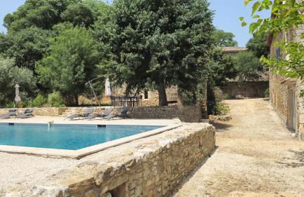 Beautiful Farmhouse with large swimming pool within walking distance of a charming, lively village - Foto 32