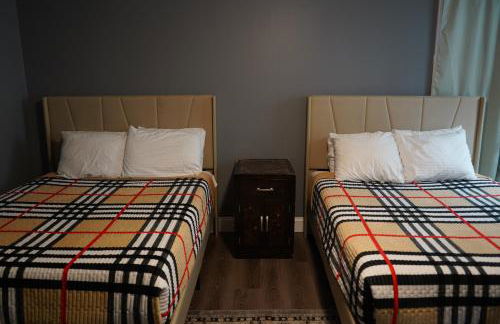 Stylish 4BR Prime Location Close to All! - Foto 68