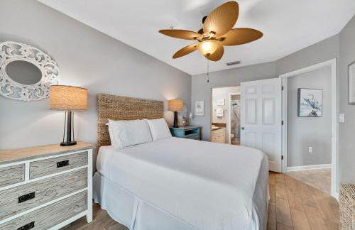 Cozy 2bd/2ba w/ View, Sleeps 6 - Photo 86