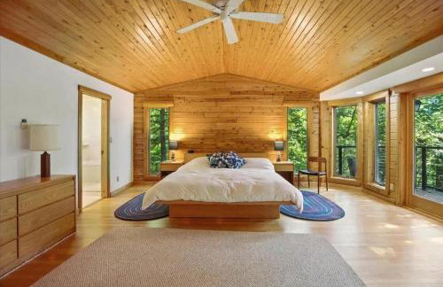 Lakefront Log Home on Huge Lake in Private Cove - Foto 32