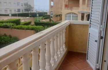 Adosado/casa con terraza y buhardilla. Playa El Perelló - Foto 44