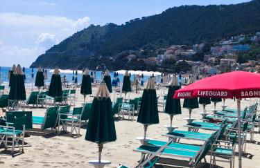 Spectacular sea view - 3 minutes walk from the sea - Foto 37