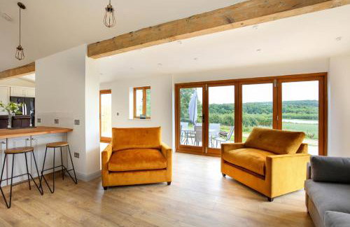 Hastings Retreat Rural barn conversions with Private Lake - Foto 33