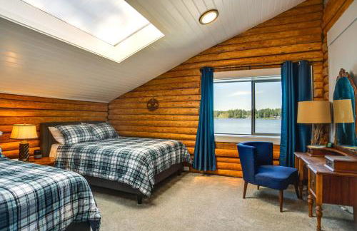 Gorgeous Long Lake Home with Dock, Kayak, SUP and More - Foto 21