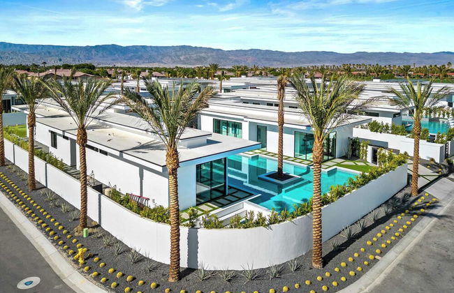 Sleeps 20 Pool, Hot Tub, & Pickleball Stay in Indio Bravo Villa #9 - Foto 55