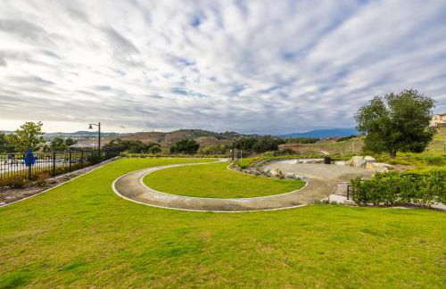 #Marbella Lane - Elegant 5BR Home Rancho Mission - Photo 45