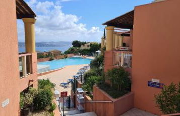 Vue mer et sur la baie de Cannes piscine 450m2 randonnée VTT au pied de l Esterel - Foto 5