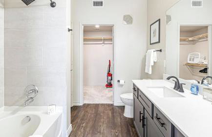 Landing Spectacular 2BD Pool Gym - Foto 17