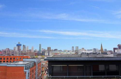 Penthouse - Amazing City Skyline Views - Free Parking - Balcony - Utilita Arena - New St Station - Bullring Shopping - Foto 27