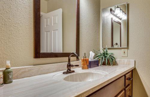 Community Pool and Gym Apt 5 Mi to Laughlin Casinos - Foto 18