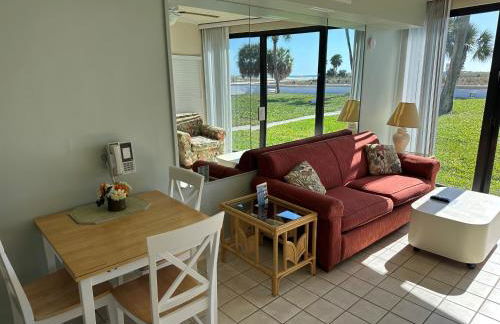 Treasure Island Beach Club 727-360-7096 - Foto 18