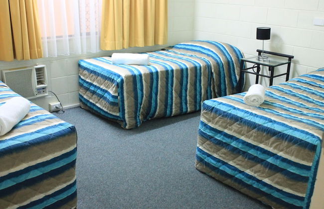 Oasis Inn Cairns - Photo 12