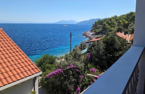 2 Bedroom Nice Apartment In Prigradica - Foto 17