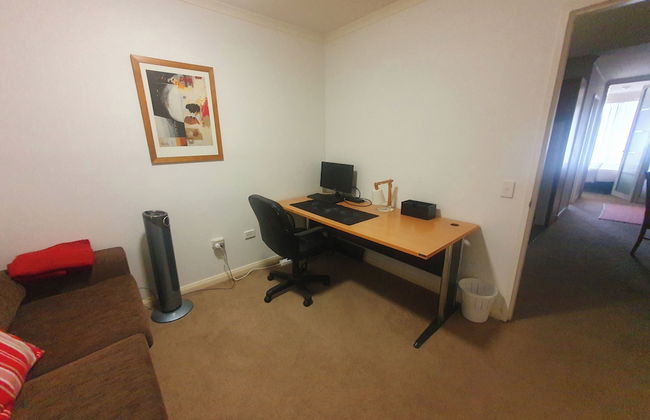 City Central Canberra Unit - Photo 11