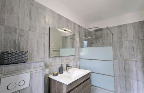 Maison calme et charmante au cœur du Berry, près des sites historiques, avec jardin privatif et parking. - FR-1-591-585 - Foto 9